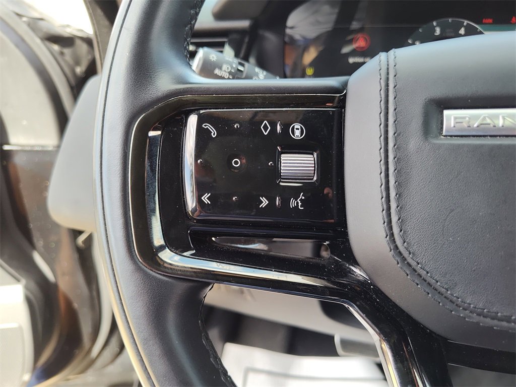 Used 2025 Land Rover Range Rover Velar Dynamic SE image 25