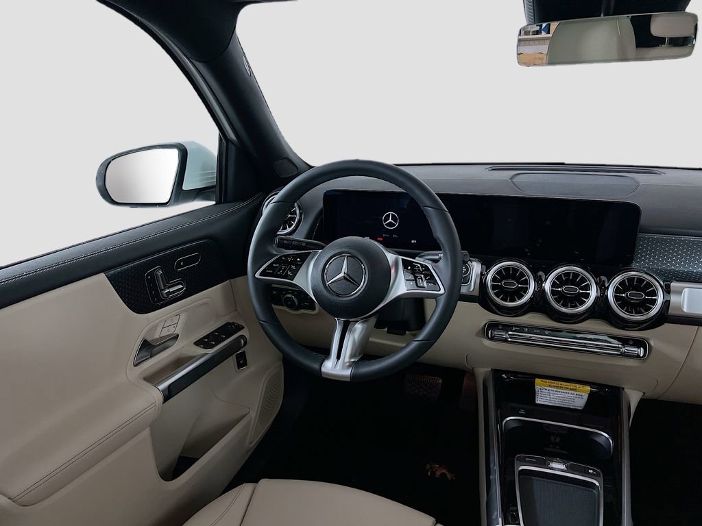 Certified 2025 Mercedes-Benz GLB 250 4MATIC image 22