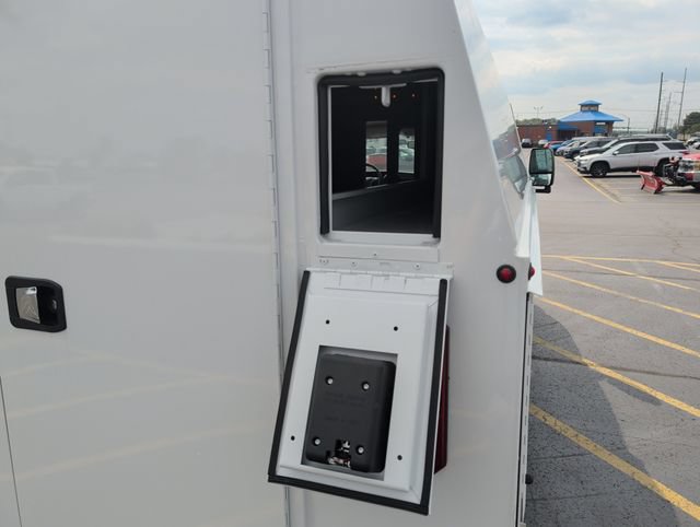New 2026 Chevrolet Express 3500 w/ Power Convenience Package RWD image 21