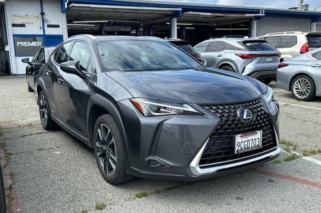 Used 2022 Lexus UX 250h w/ Accessory Package (Z2) AWD/4WD image 2