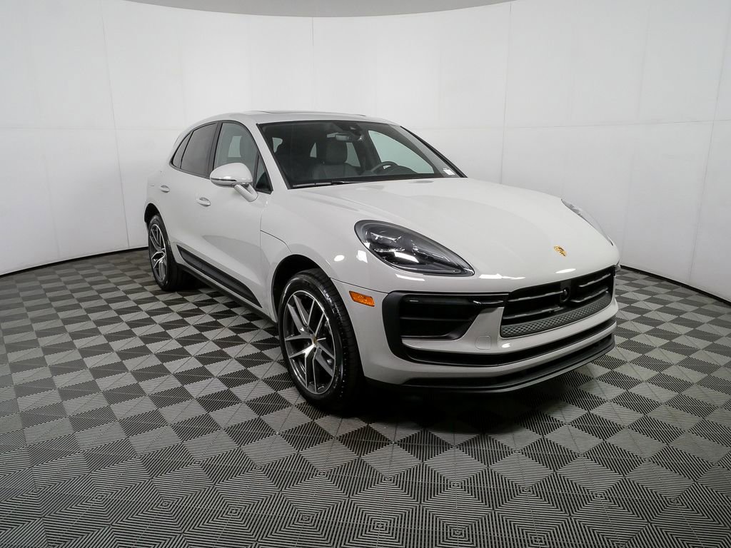 New 2026 Porsche Macan image 1