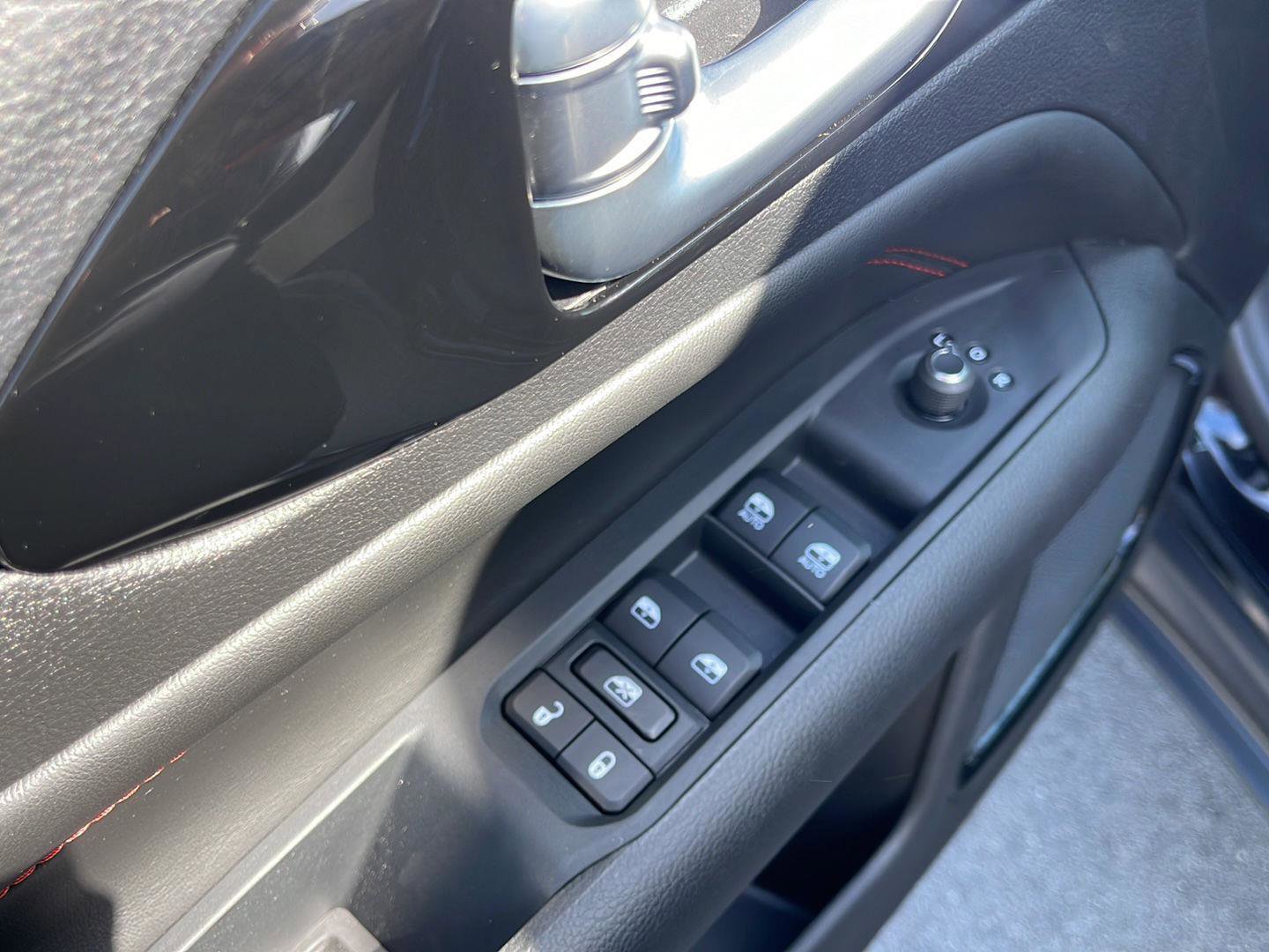 New 2026 Jeep Compass Trailhawk image 12