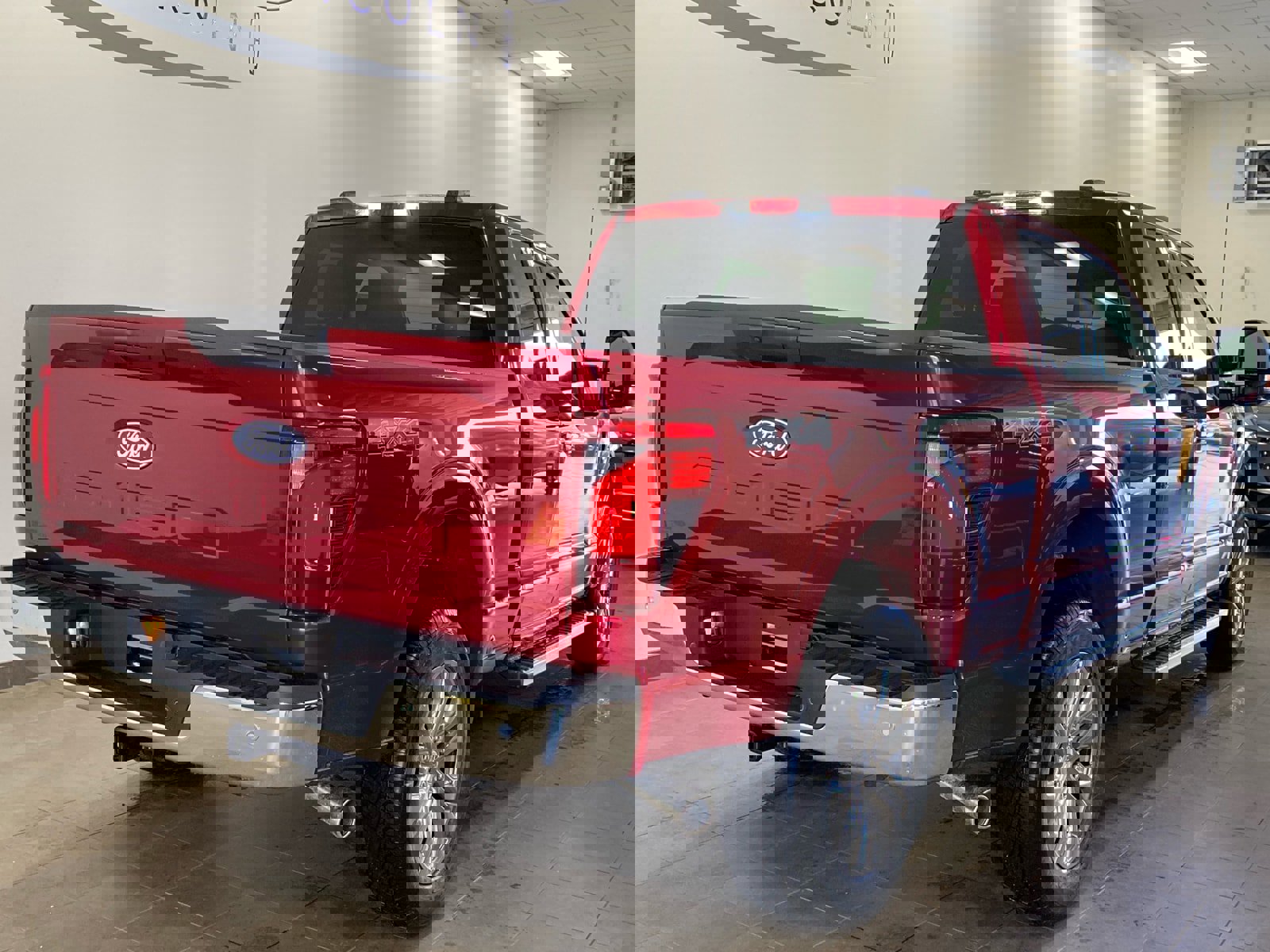 New 2026 Ford F150 XLT w/ XLT Chrome Appearance Package image 14