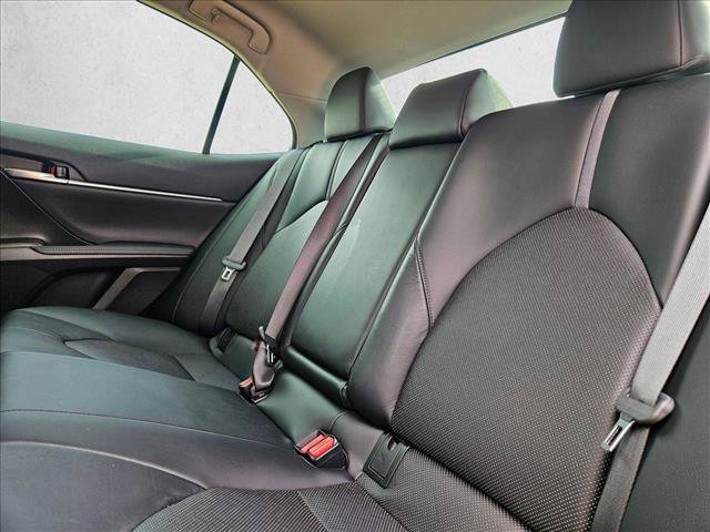 Used 2023 Toyota Camry XLE FWD image 18