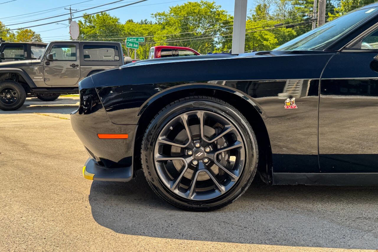 Used 2021 Dodge Challenger R/T Scat Pack w/ Driver Convenience Group image 38
