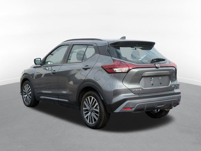 Used 2024 Nissan Kicks SR image 4