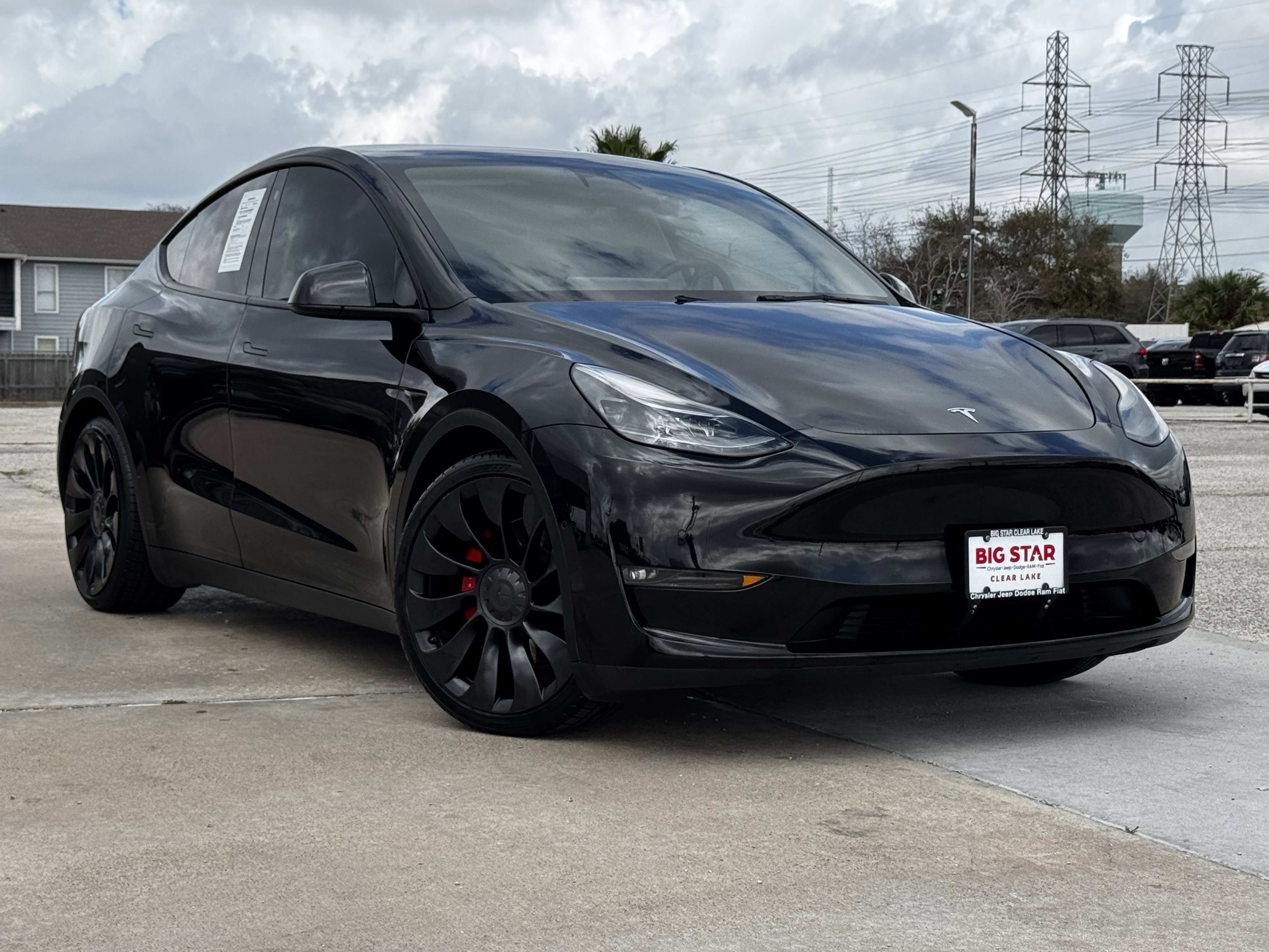 Used 2022 Tesla Model Y Performance image 2