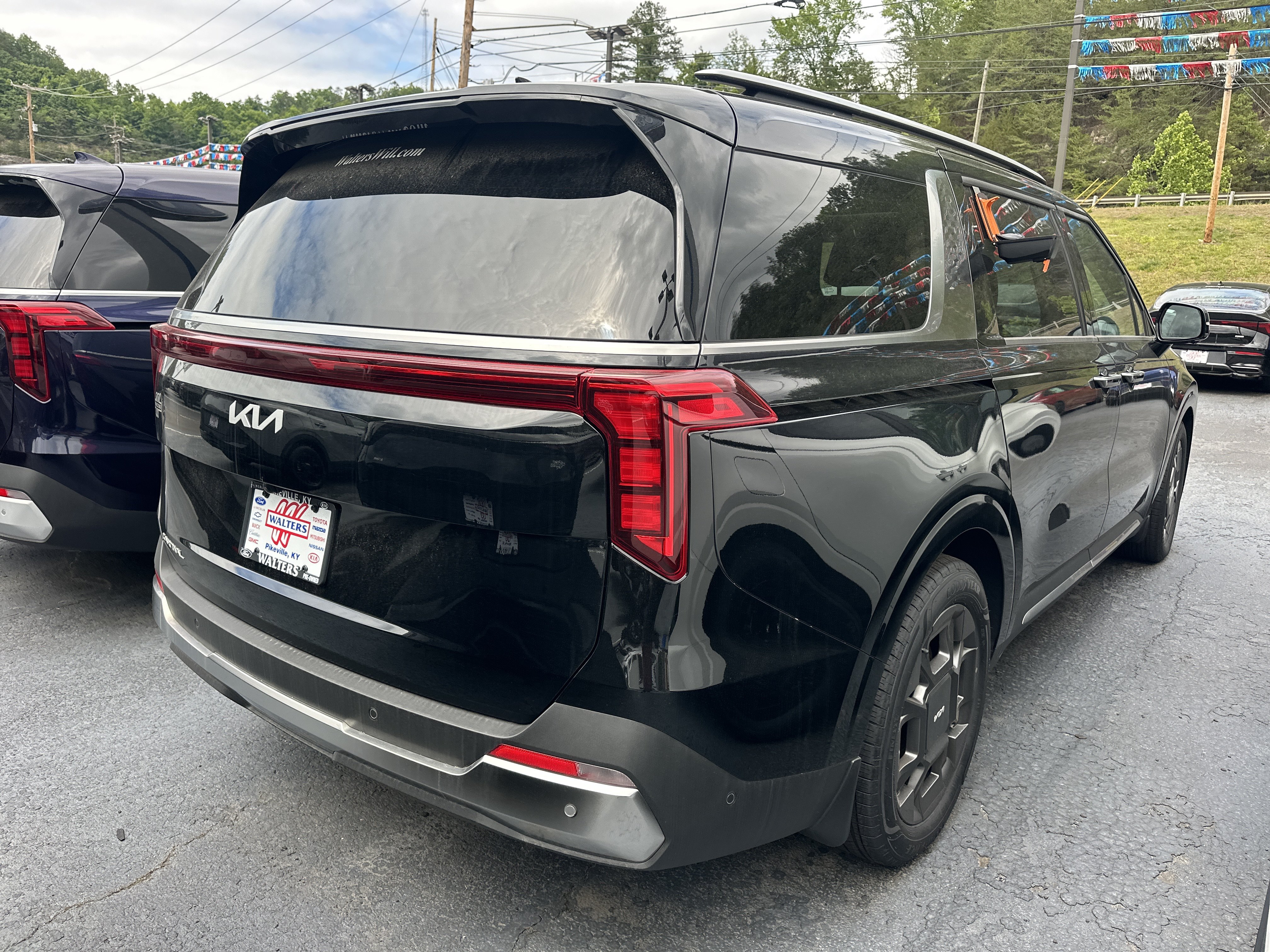 New 2026 Kia Carnival SX FWD image 6