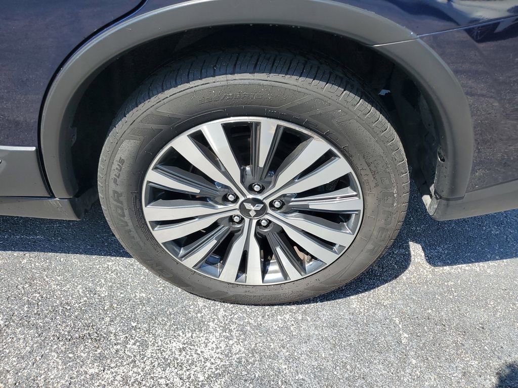 Used 2020 Mitsubishi Outlander ES image 10