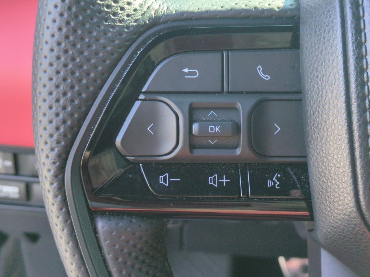 Used 2024 Toyota Sequoia TRD Pro AWD/4WD image 20