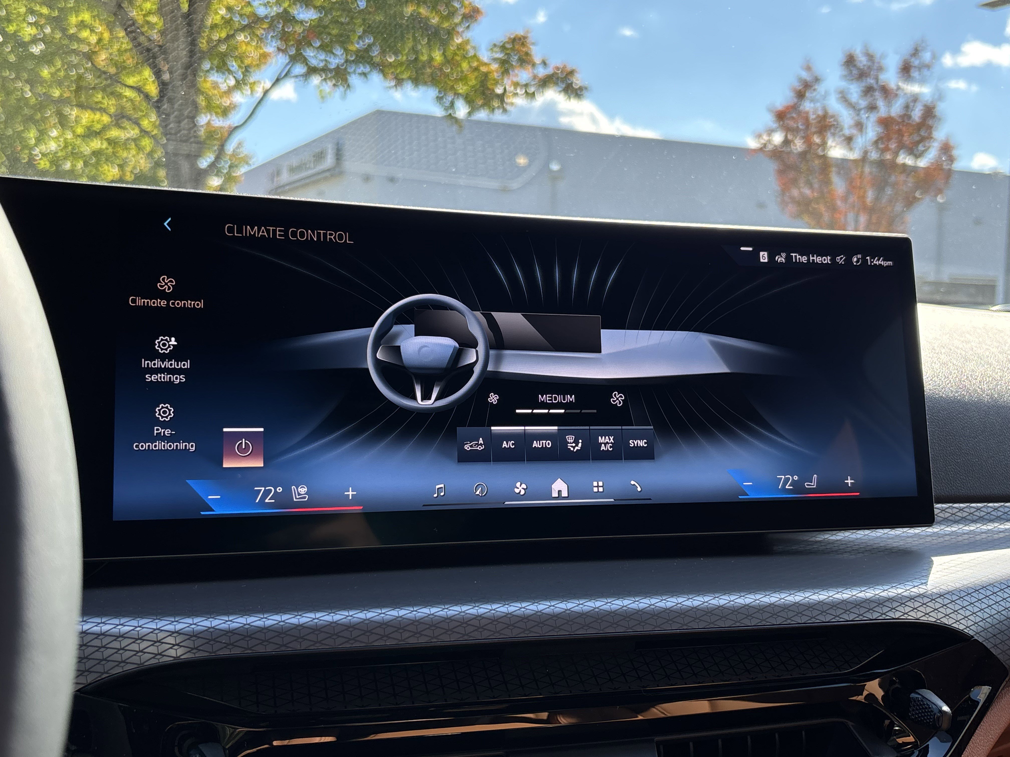 Used 2026 BMW 430i Coupe w/ M Sport Package image 32