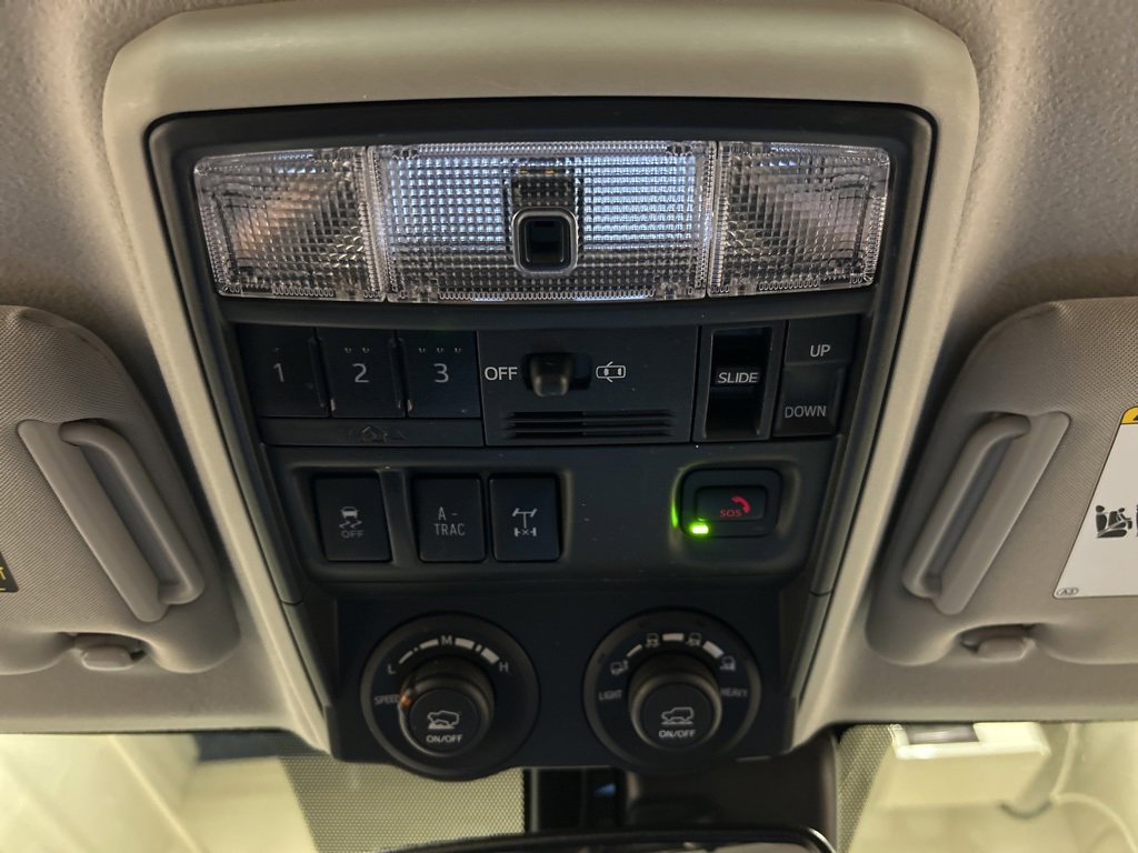 Used 2020 Toyota 4Runner TRD Off-Road Premium w/ Moonroof Package image 25