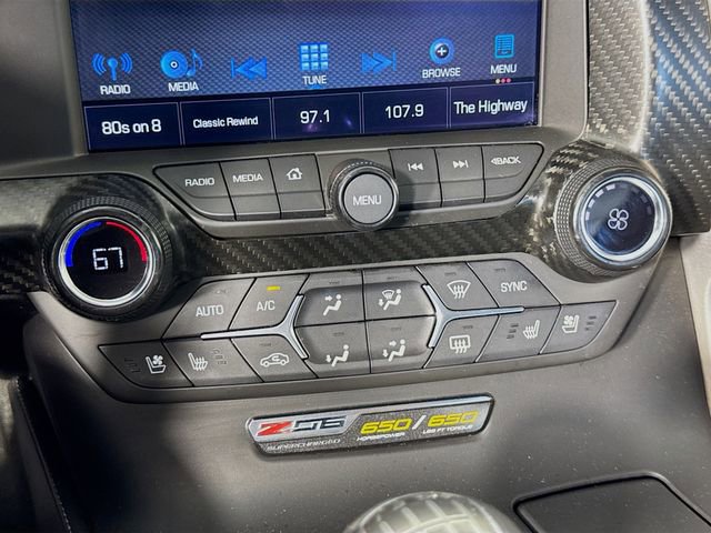 Used 2016 Chevrolet Corvette Z06 w/ 3LZ Preferred Equipment Group RWD image 18