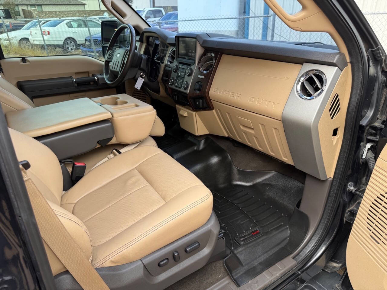Used 2015 Ford F350 Lariat RWD image 22