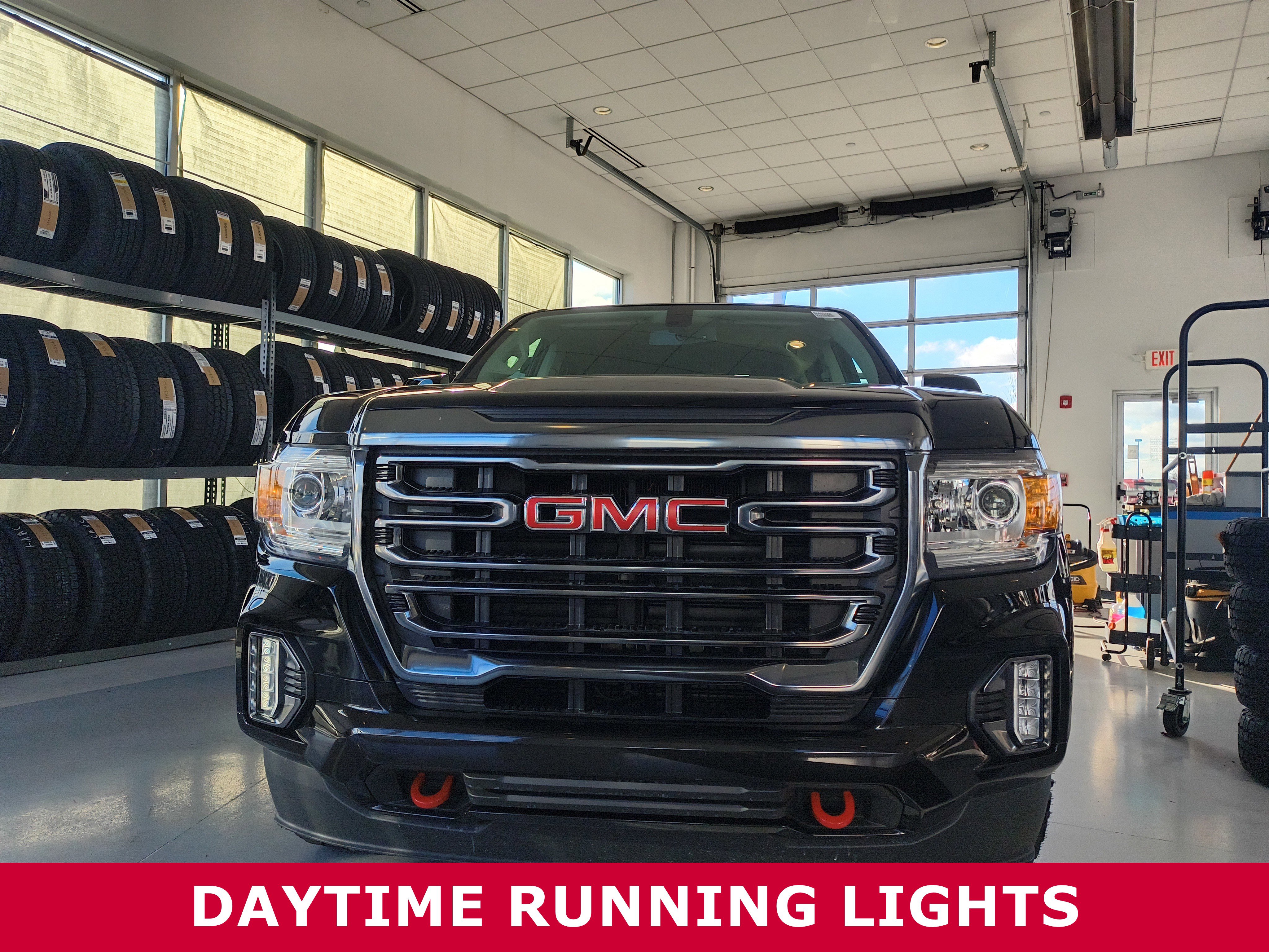 Used 2022 GMC Canyon AT4 w/ Trailering Package image 34