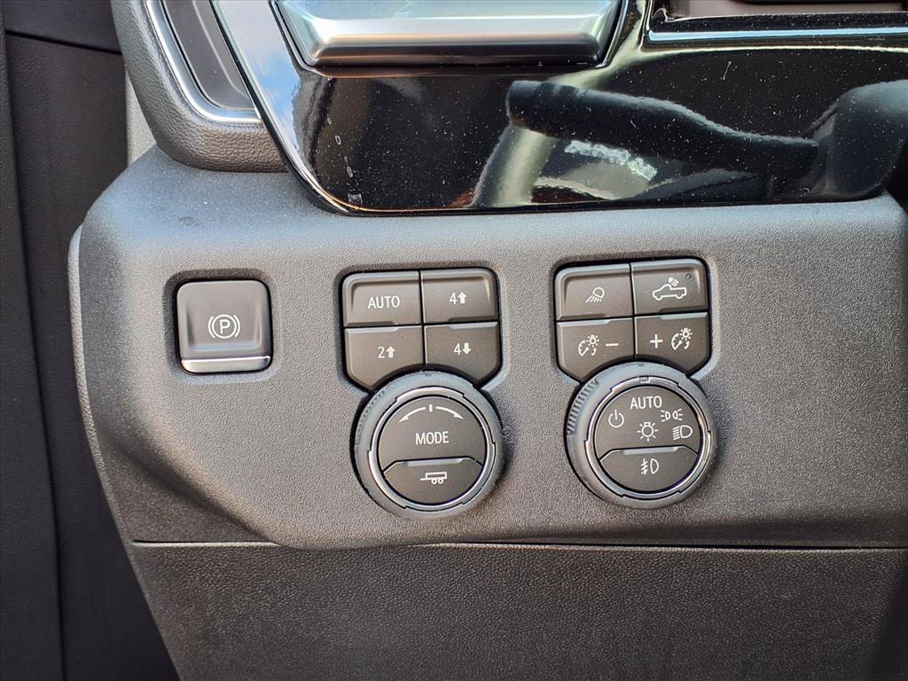 Used 2026 Chevrolet Silverado 2500 LT w/ Trail Boss Package AWD/4WD image 23