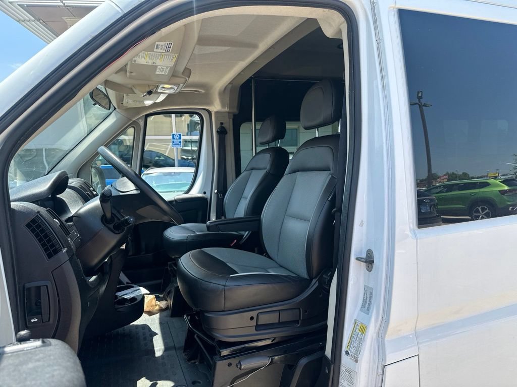 Used 2016 RAM ProMaster 2500 w/ Premium Appearance Group FWD image 10