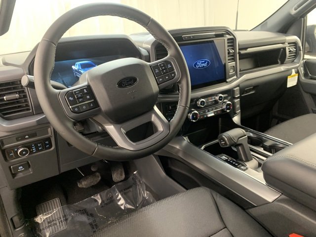 New 2025 Ford F150 XLT w/ Equipment Group 302A MID image 9