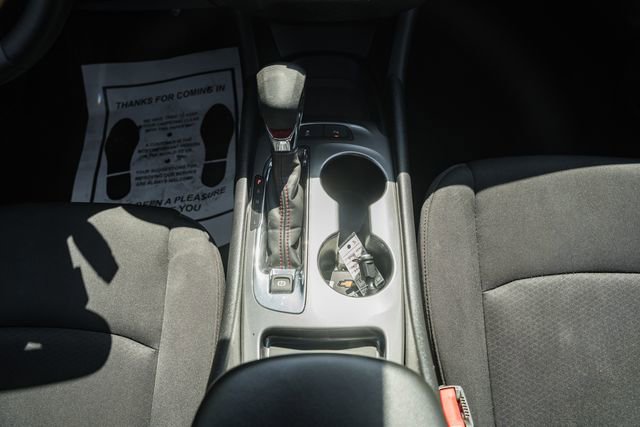 Used 2024 Chevrolet Malibu RS FWD image 32