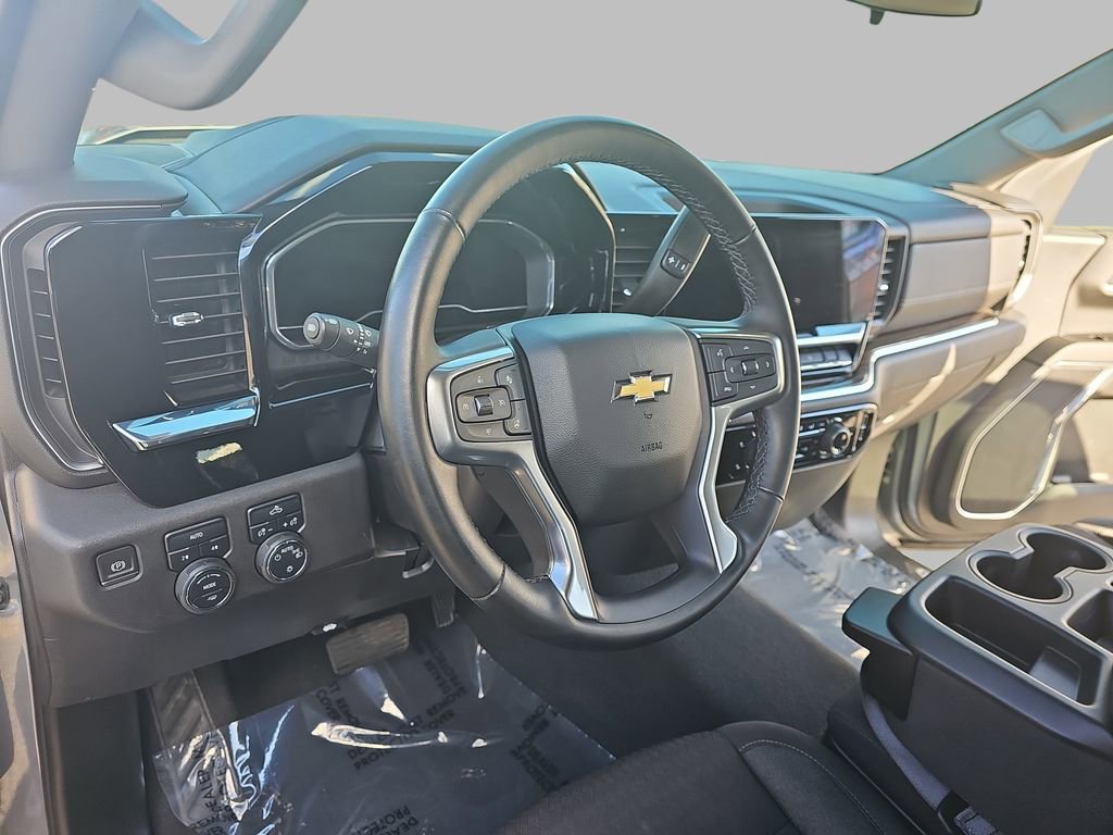 Certified 2024 Chevrolet Silverado 1500 LT AWD/4WD image 22