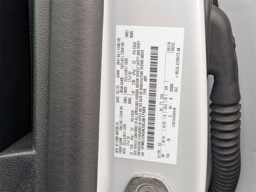 Used 2025 Ford Escape Active image 38