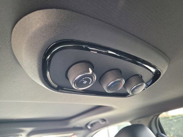 Used 2025 Dodge Durango GT image 13