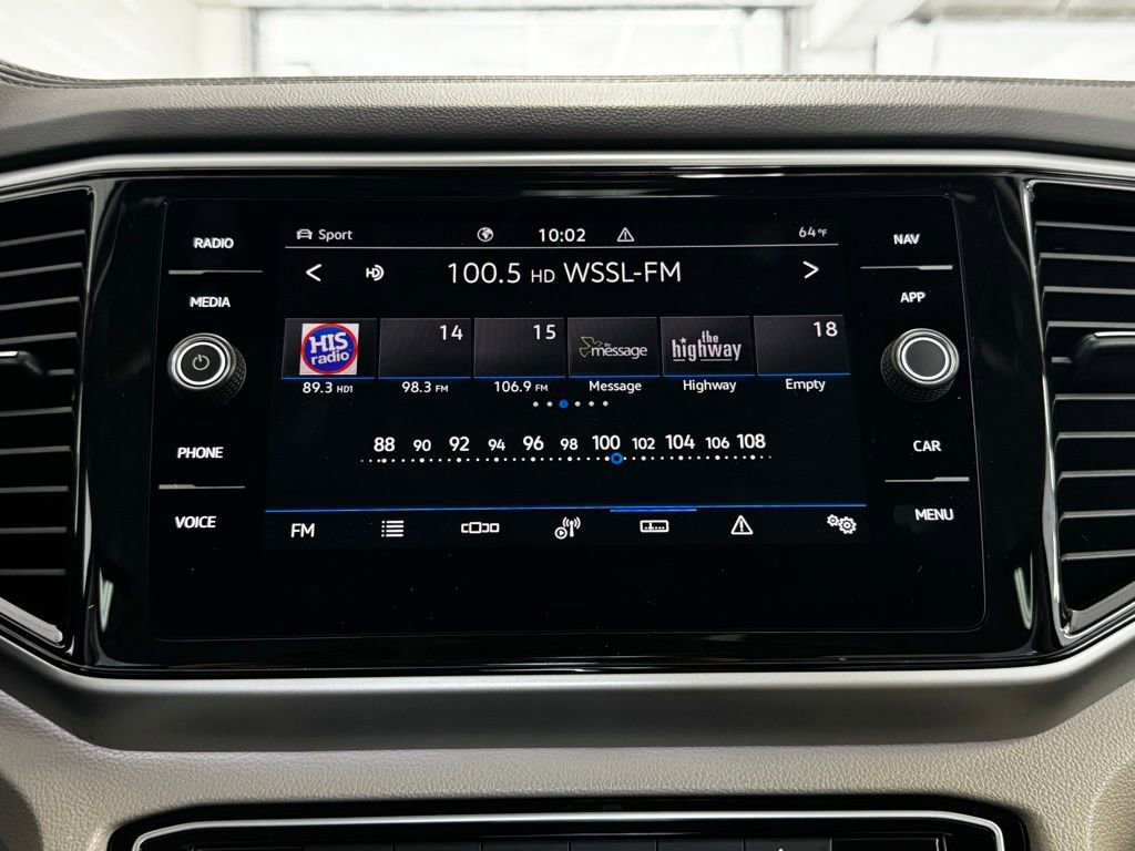 Used 2023 Volkswagen Atlas SEL image 17