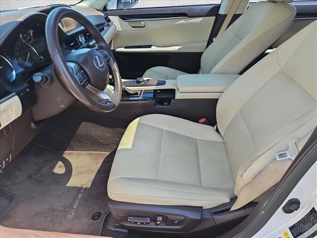 Used 2017 Lexus ES 350 w/ Accessory Package 2 FWD image 21