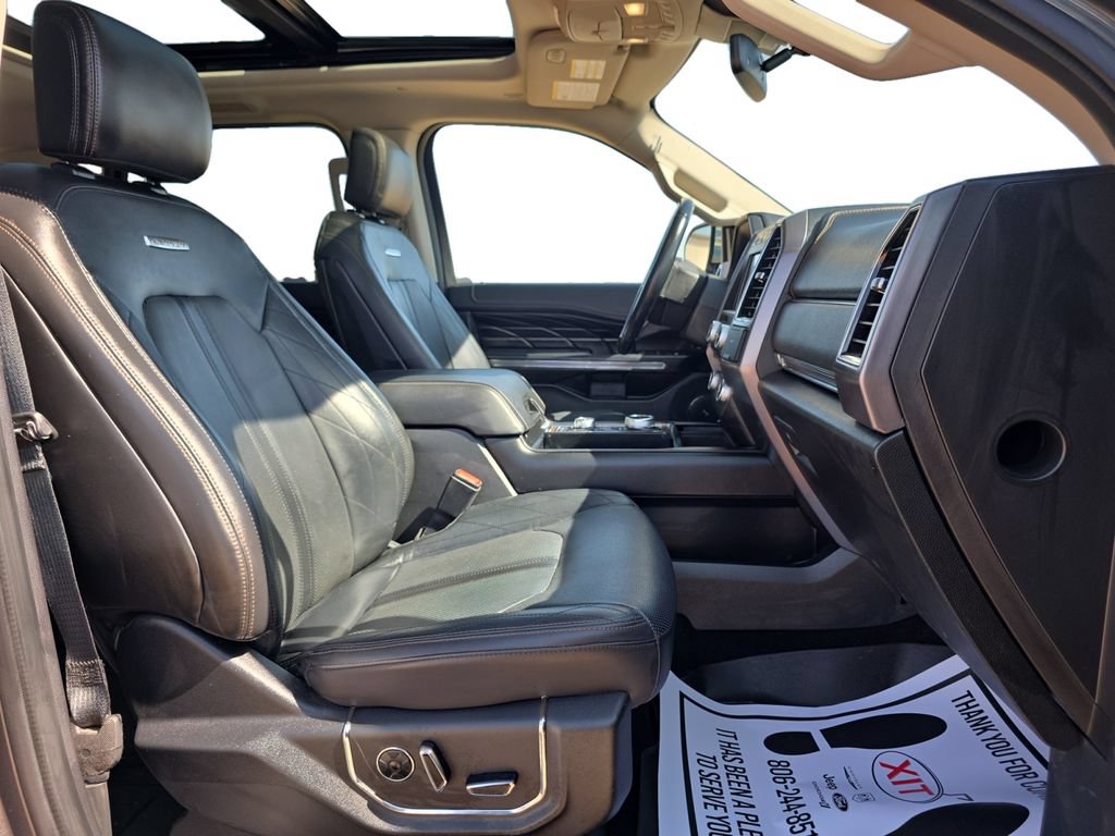 Used 2018 Ford Expedition Platinum AWD/4WD image 17