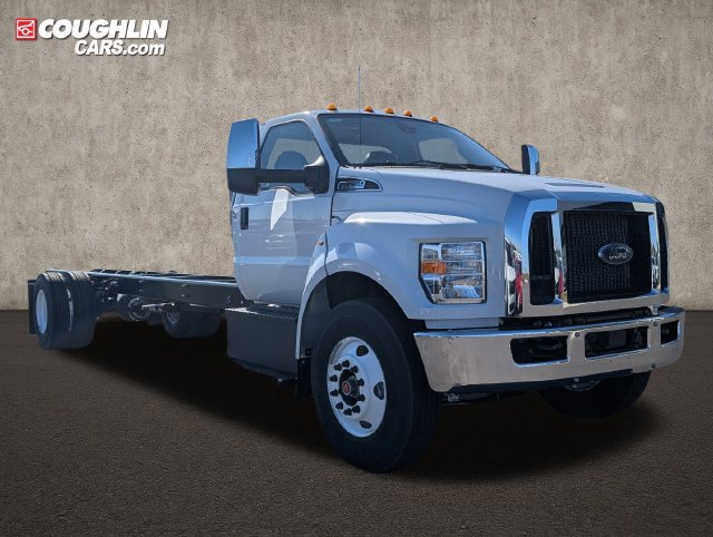 New 2027 Ford F750 2WD Regular Cab Super Duty image 1