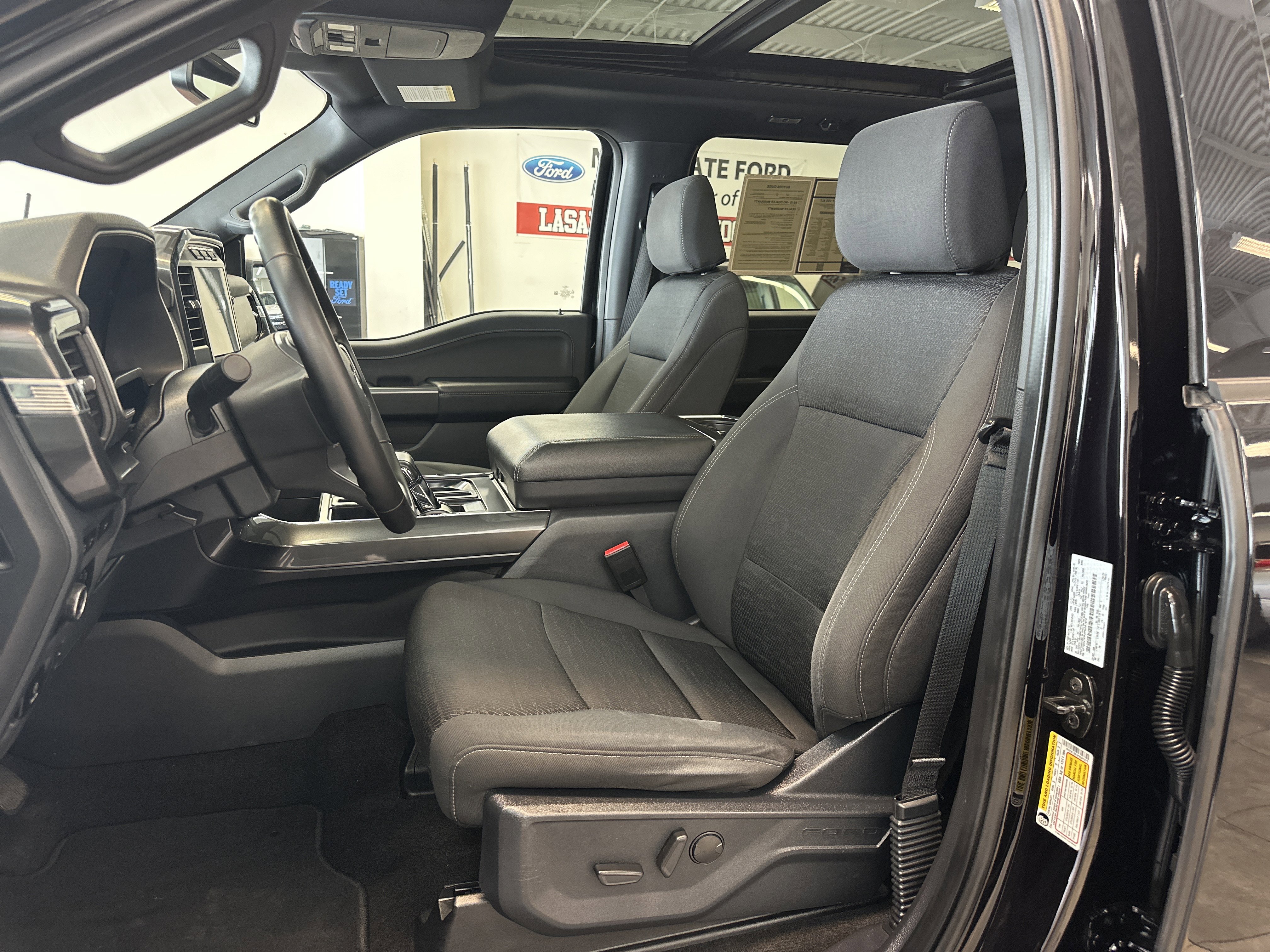 Used 2023 Ford F150 XLT w/ Equipment Group 302A High image 5