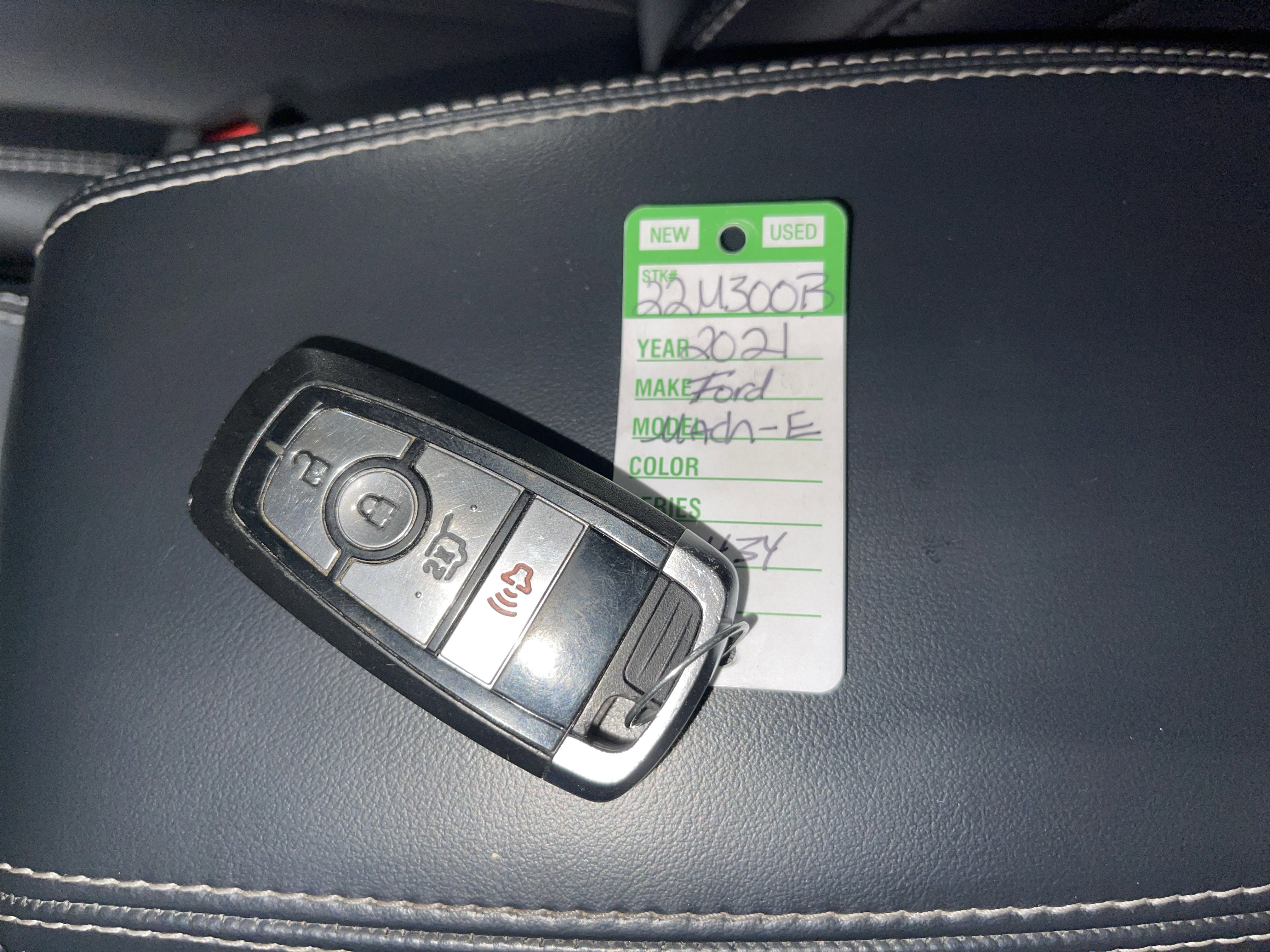 Used 2021 Ford Mustang Mach-E Select image 25