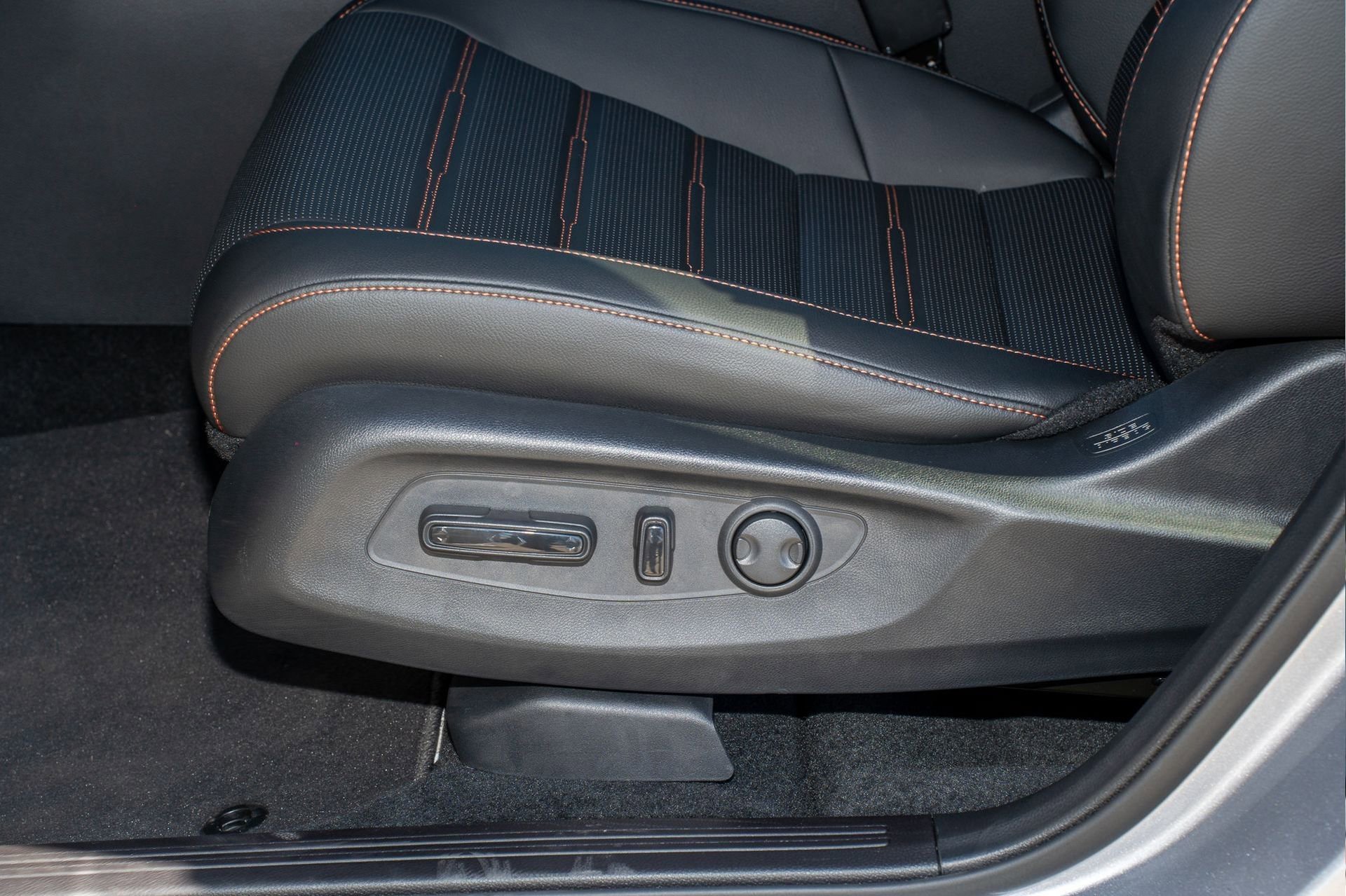 Certified 2026 Honda CR-V Sport-L image 31