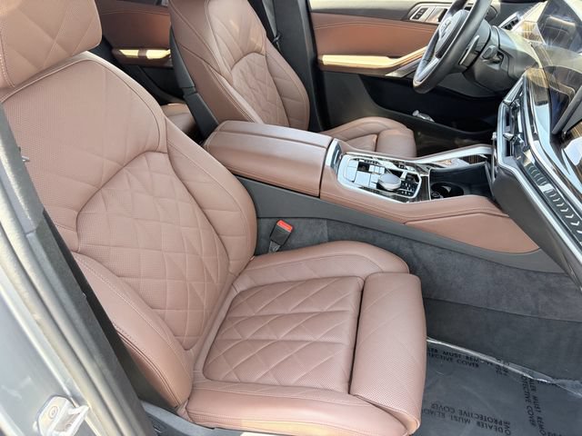 Used 2026 BMW X6 xDrive40i AWD/4WD image 11