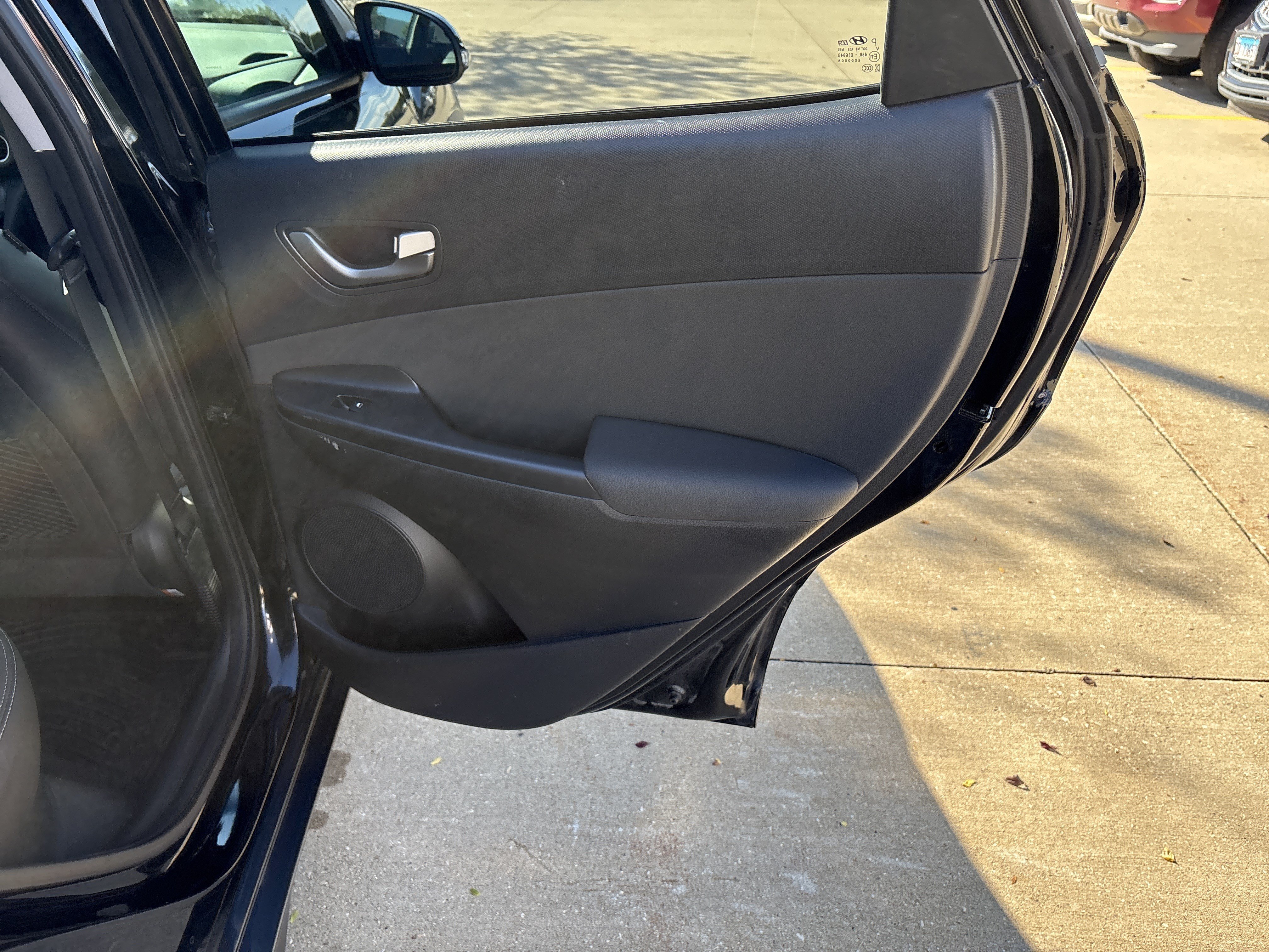 Used 2018 Hyundai Kona Limited AWD/4WD image 15