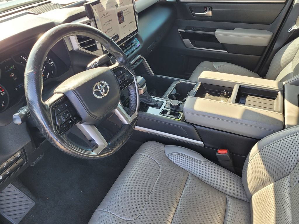 Used 2023 Toyota Tundra Limited AWD/4WD image 9