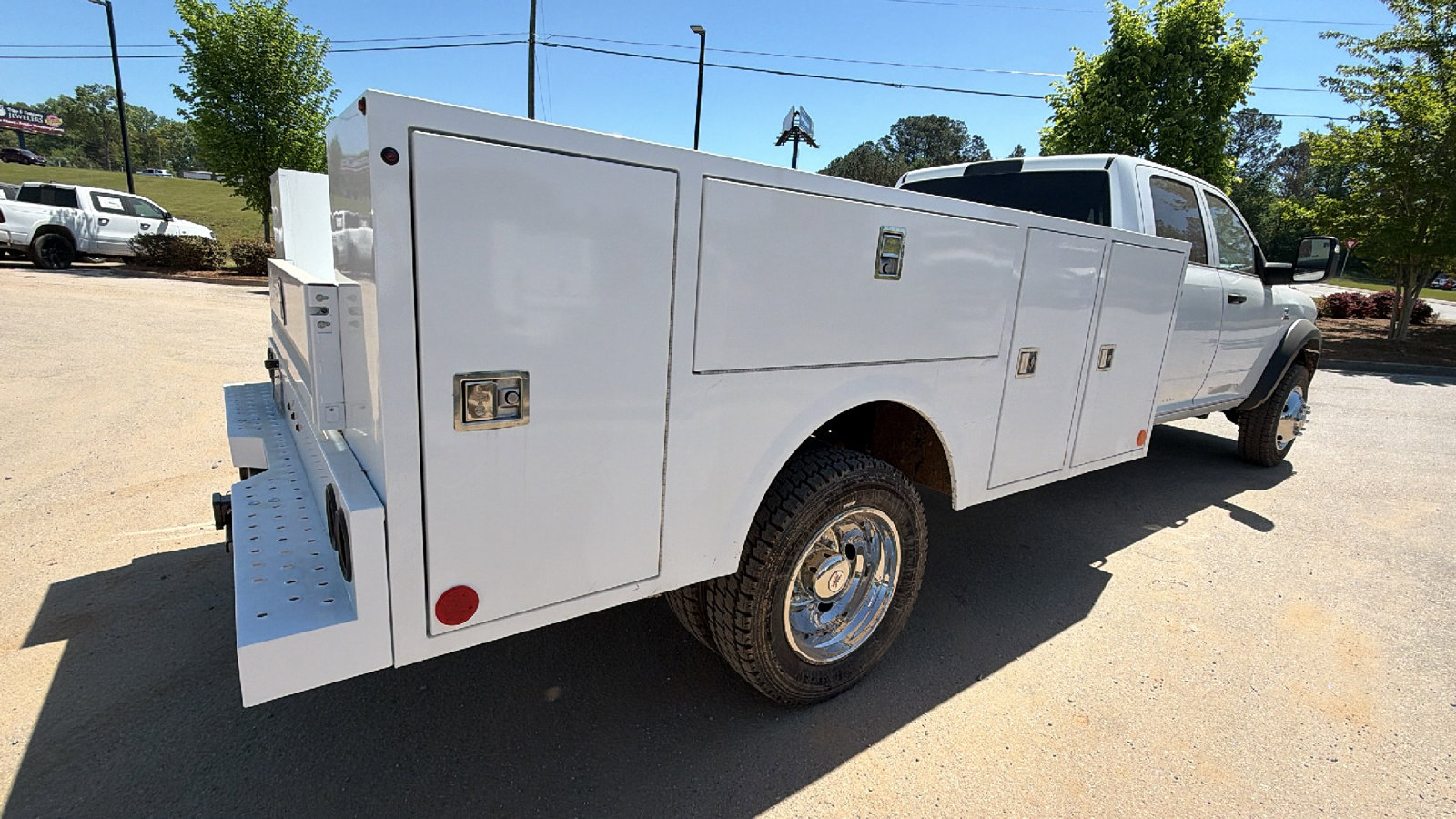 New 2026 RAM 4500 Tradesman w/ Chrome Appearance Group AWD/4WD image 8