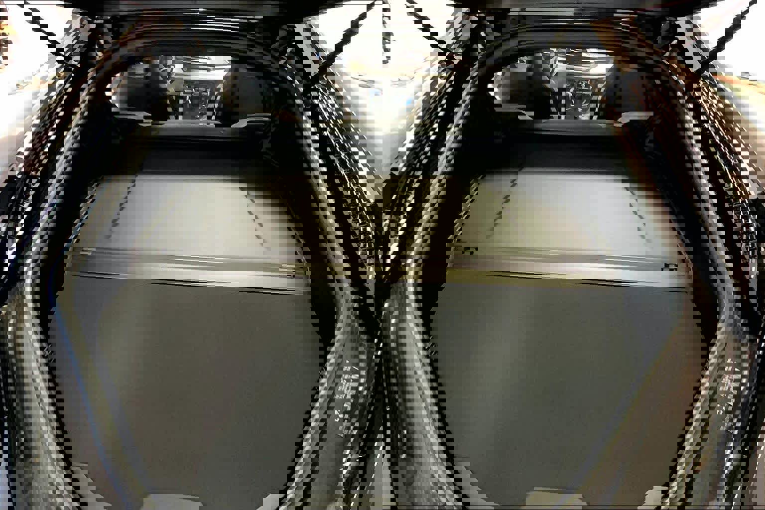 Used 2014 BMW i8 image 31