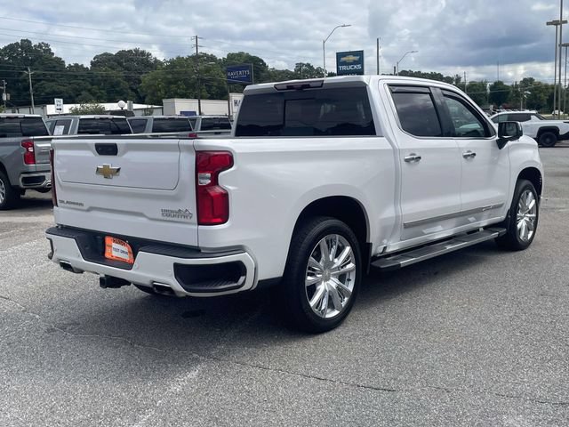 Used 2024 Chevrolet Silverado 1500 High Country w/ High Country Premium Package AWD/4WD video 3