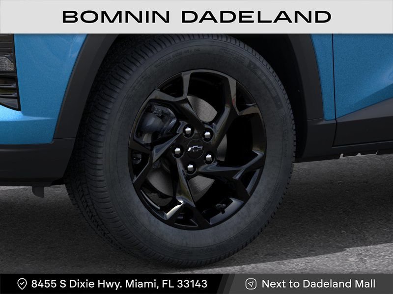 New 2026 Chevrolet Trax LT w/ Midnight Edition FWD image 10