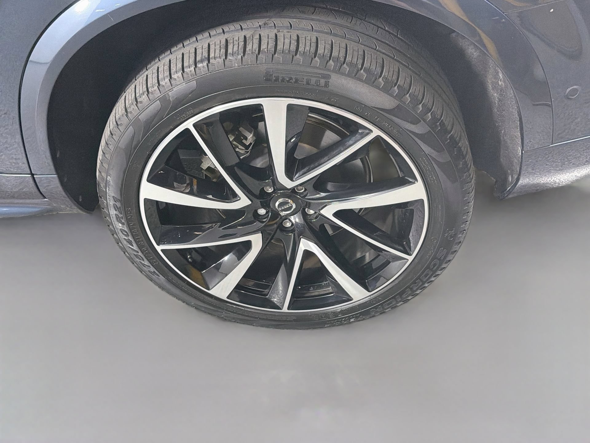 Used 2023 Volvo XC90 B5 Plus w/ Protection Package Premier AWD/4WD image 34
