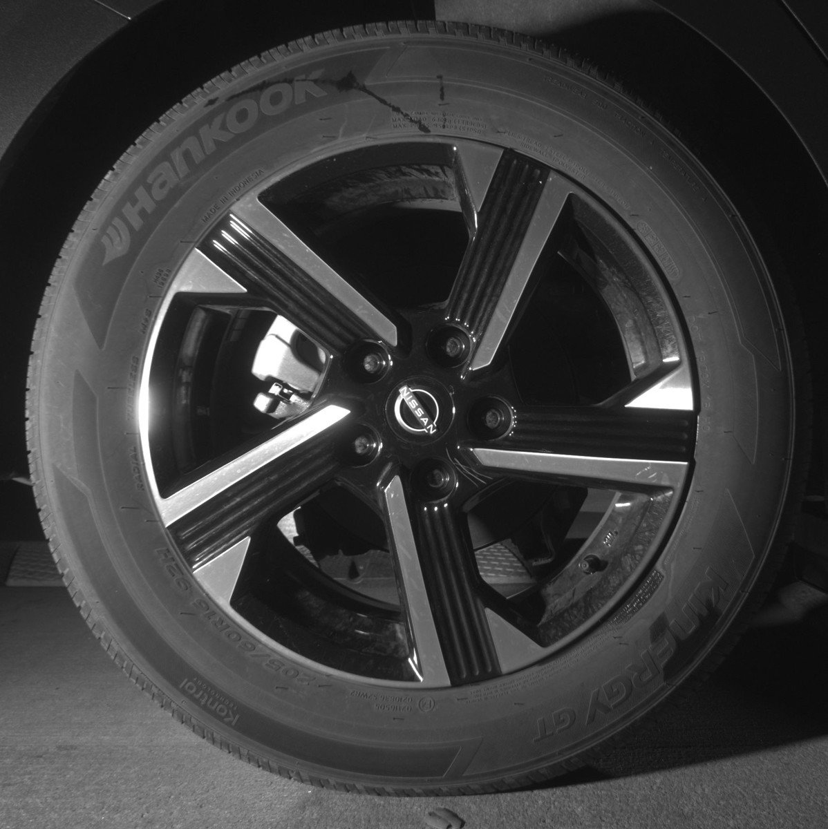 Used 2025 Nissan Sentra SV image 15