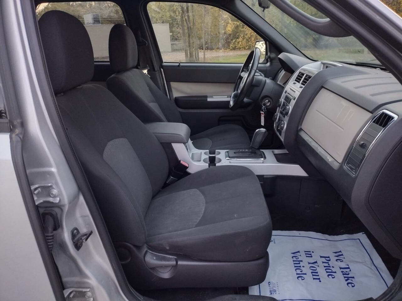 Used 2009 Mercury Mariner 4WD image 11