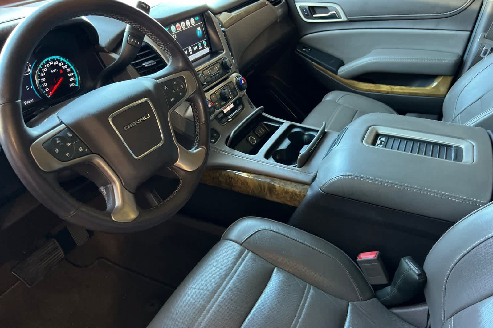 Used 2017 GMC Yukon Denali w/ Open Road Package RWD image 14