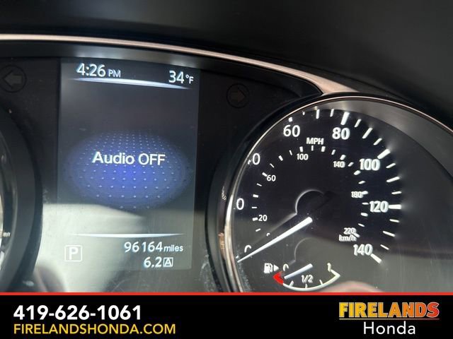 Used 2015 Nissan Rogue SV image 25