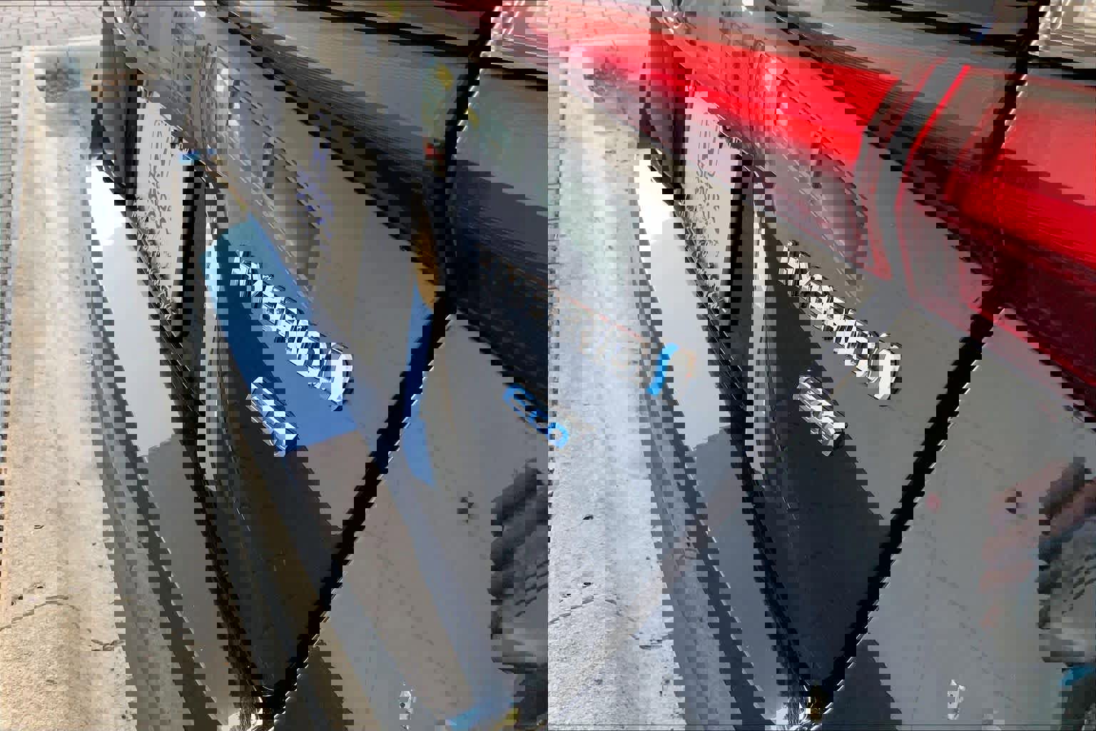 Used 2022 Toyota Prius L Eco image 10