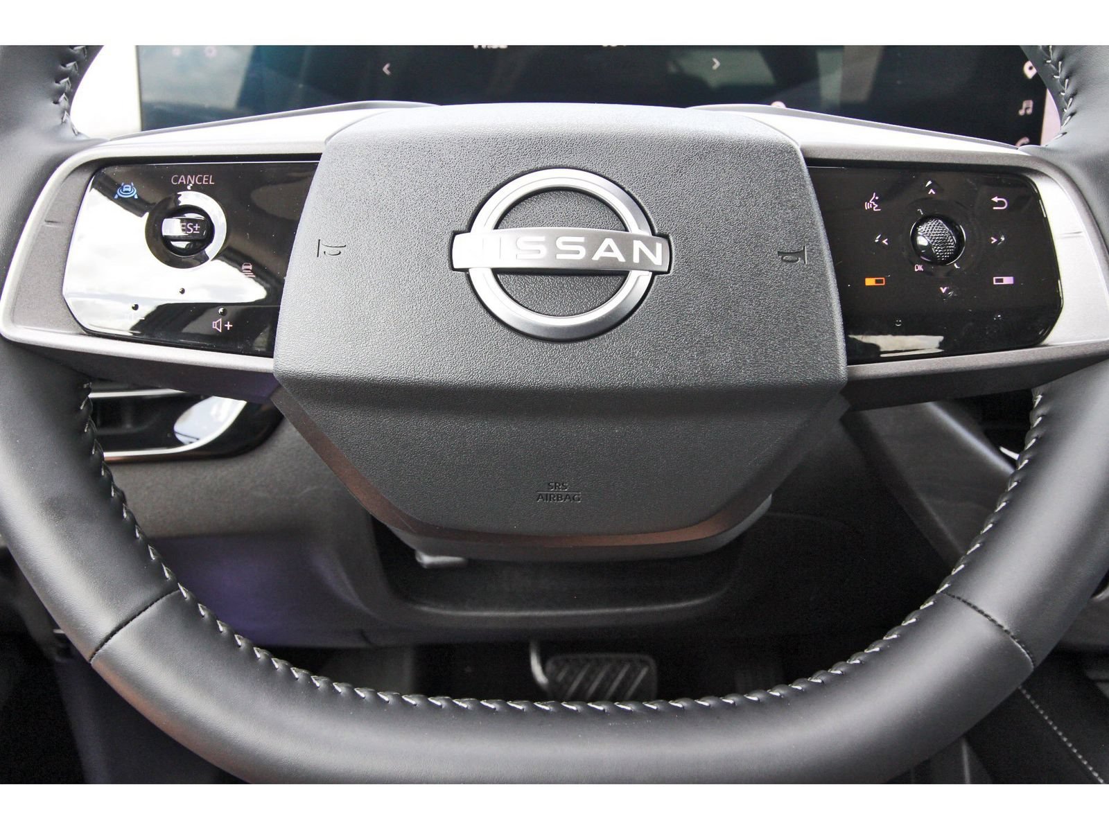 Certified 2025 Nissan Murano SL w/ Cargo Package AWD/4WD image 16