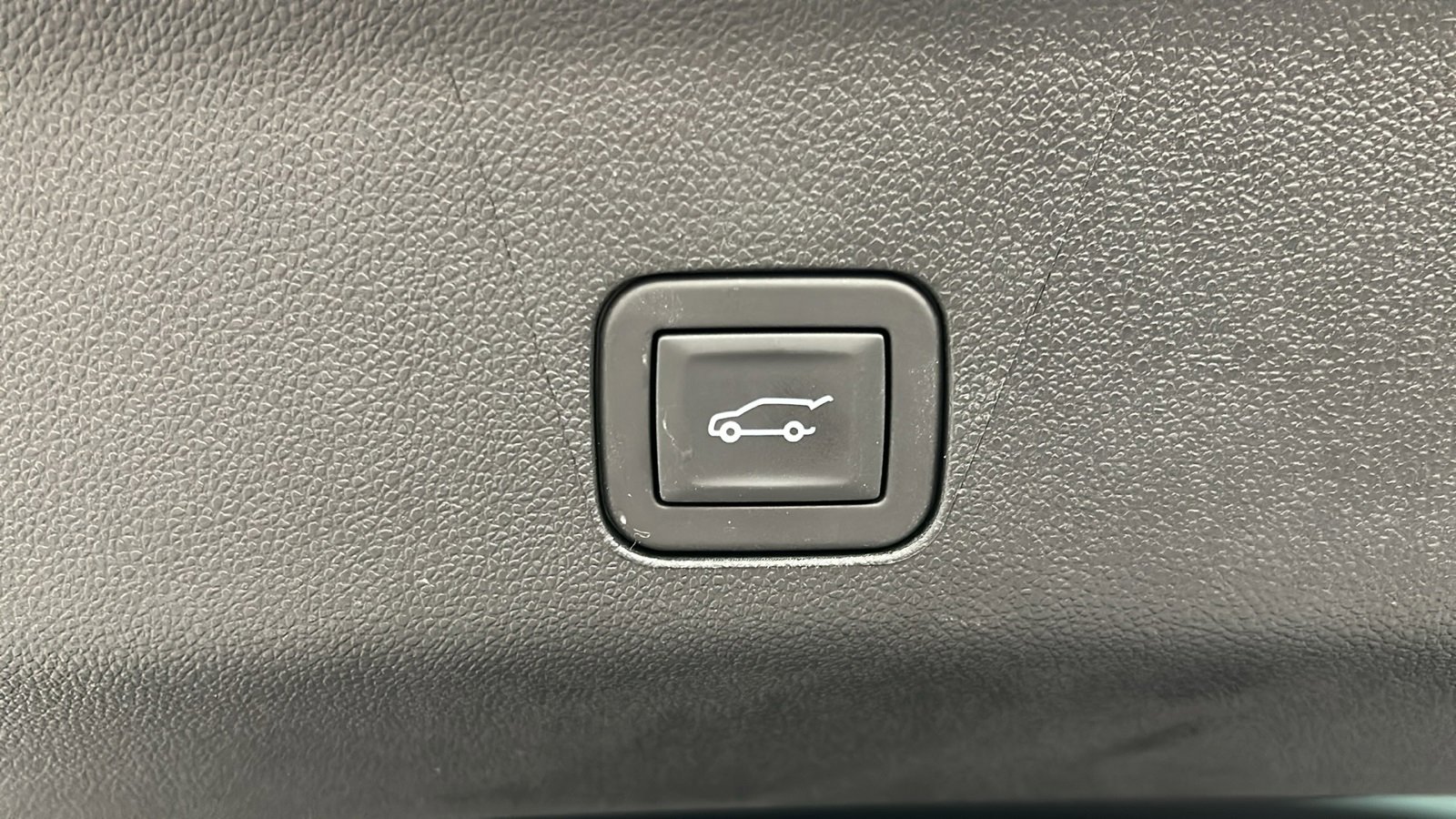 Used 2025 GMC Yukon XL Denali Ultimate image 14