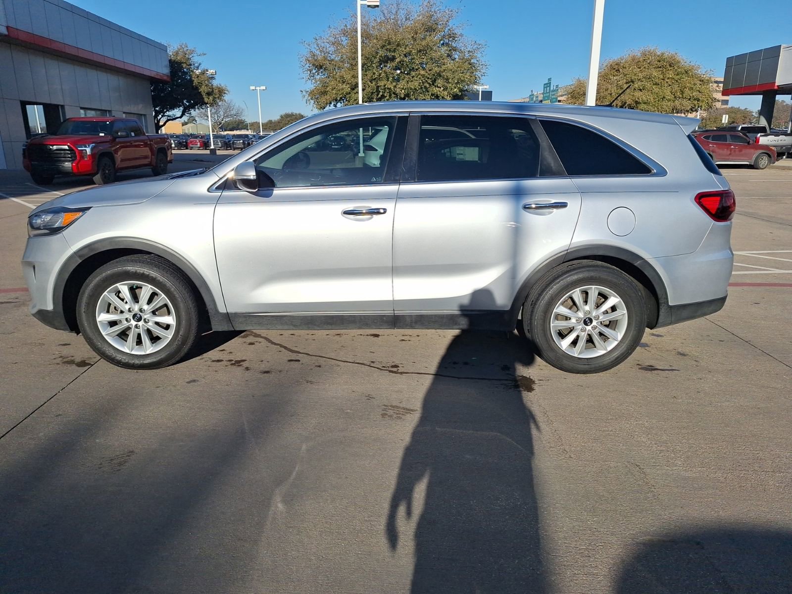 Used 2020 Kia Sorento L image 3
