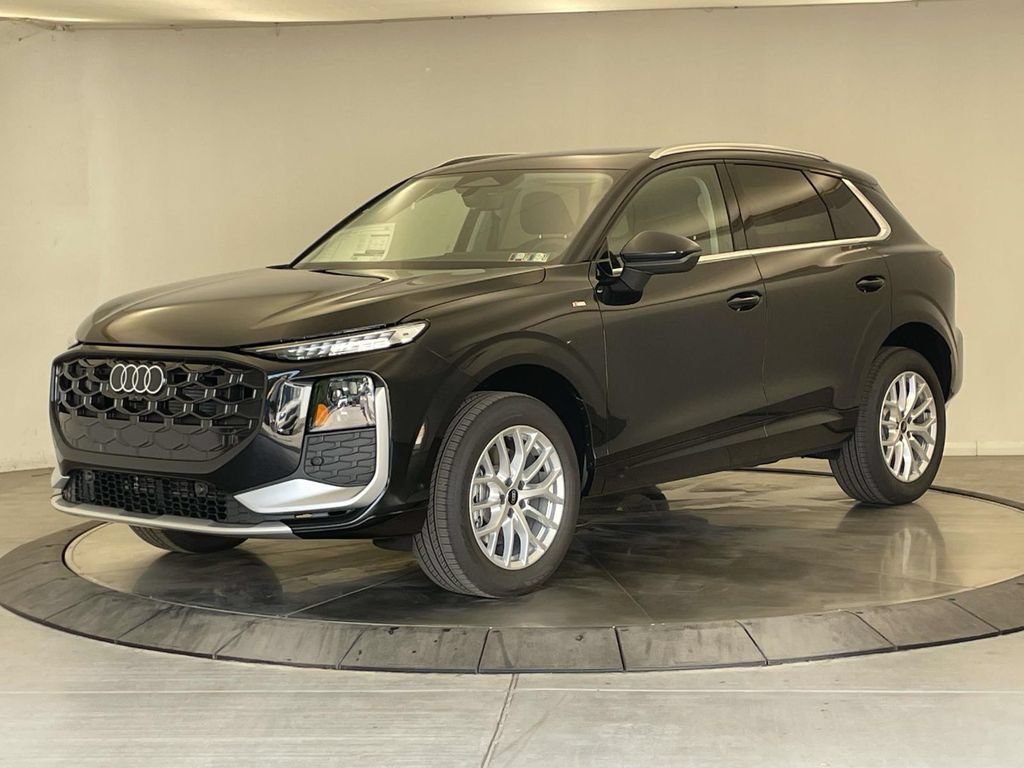 New 2026 Audi Q3 quattro 2.0T AWD/4WD image 1